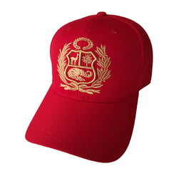 TODO GORROS PERU - Gorra Perú roja con escudo dorado -