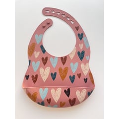 GENERICO - Babero de Silicona Corazones multicolor con Bolsillo