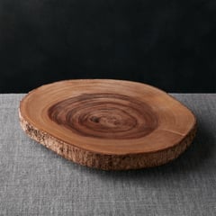 CRATE & BARREL - Plato para Servir de Cuña de Acacia